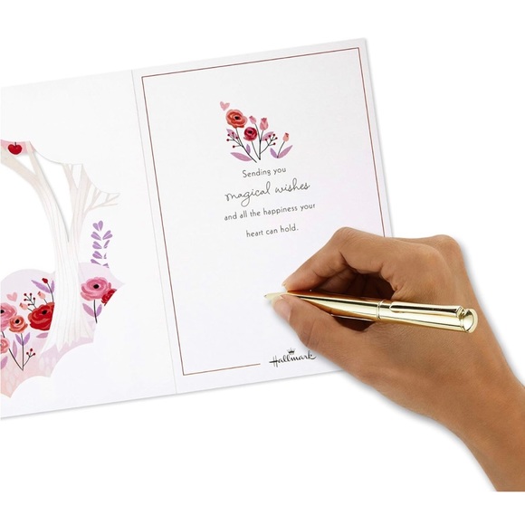 Hallmark paper wonder pop up Valentine’s Day card - Picture 6 of 6